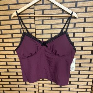 No Boundaries Burgundy Lace Trim Cami Size XXL‎